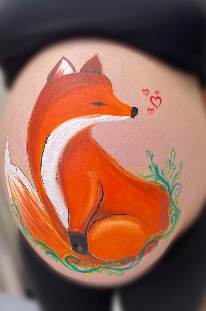 Róka mintás pocakfestés várandós pocakon – MedinArt